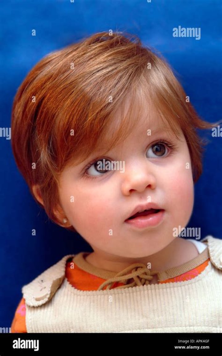 Can 2 brunettes have a red-haired baby?