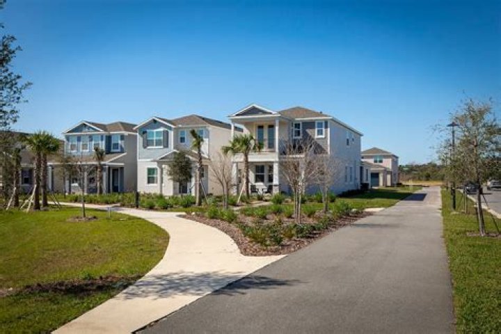 Can a residential appraiser appraise a mixed use property?