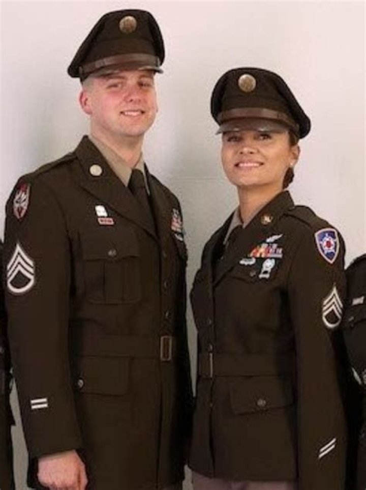 Can you buy alcohol in US Army uniform?