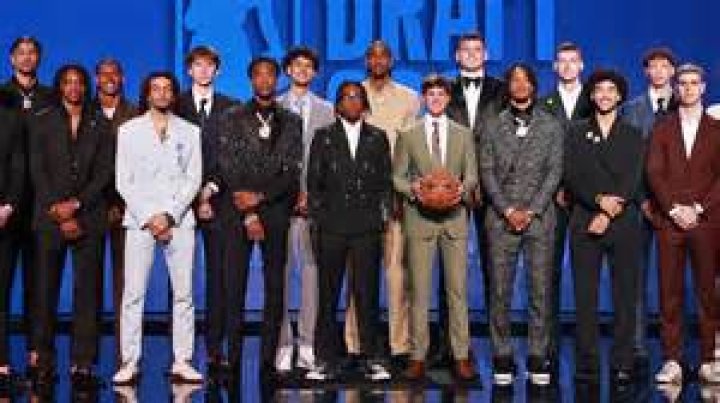 Can you get drafted to the MLB out of high school?