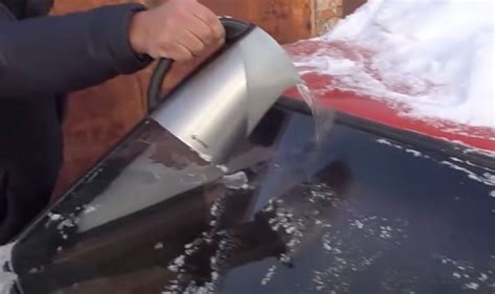 Can you use hot water to melt snow off car?