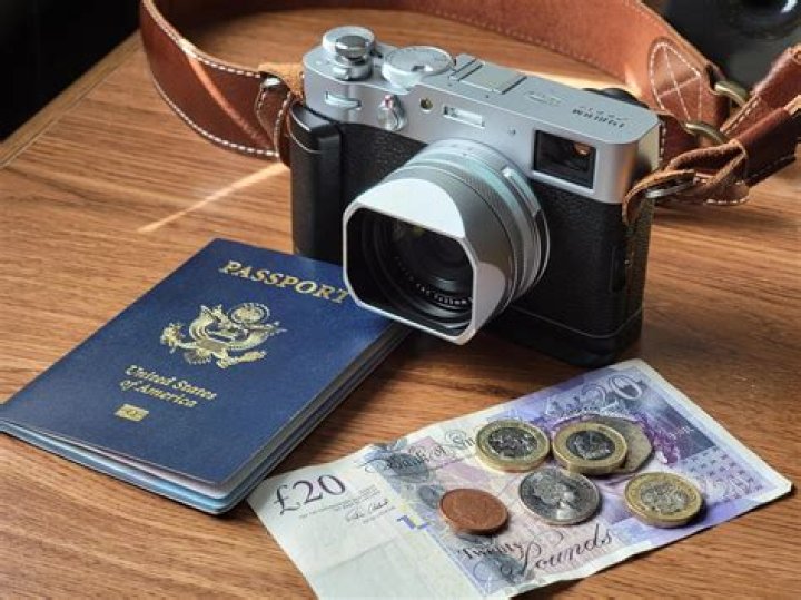 Can you use US dollars in Italy?