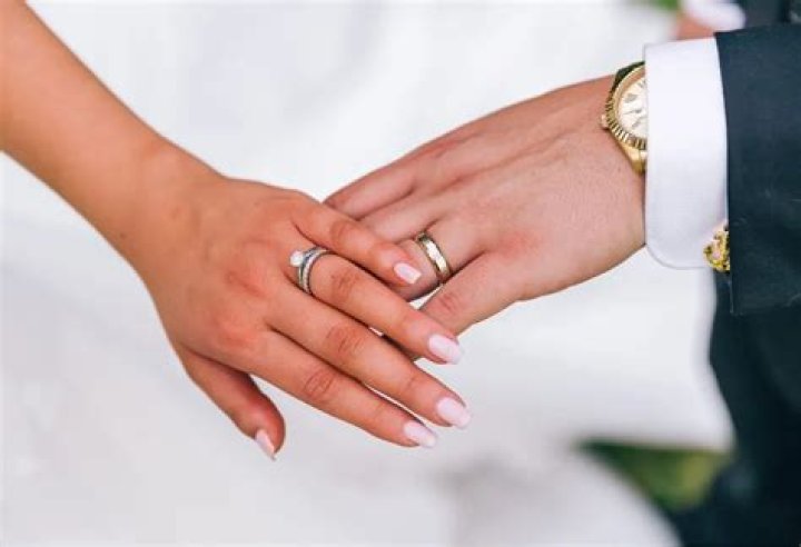Can you use your engagement ring as your wedding ring?