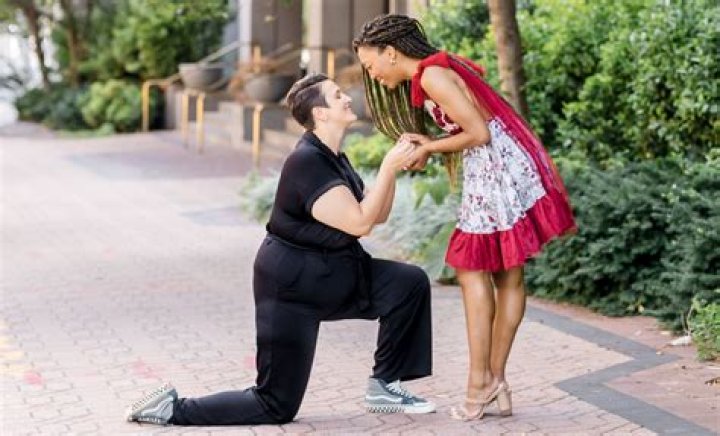 Do I have to kneel to propose?