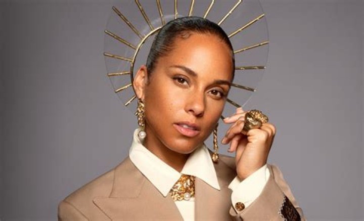 Does Alicia Keys own her music?