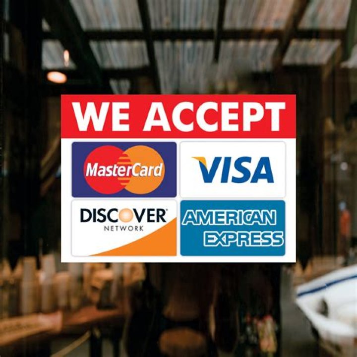 Does ardene accept Visa Debit?