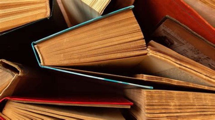 How can I get rid of old books for cash?
