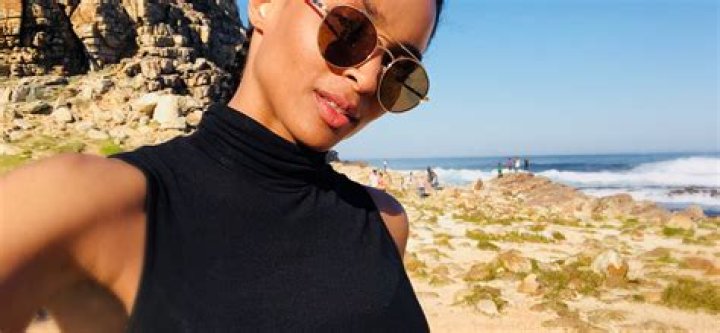 How can I impress my husband in honeymoon?