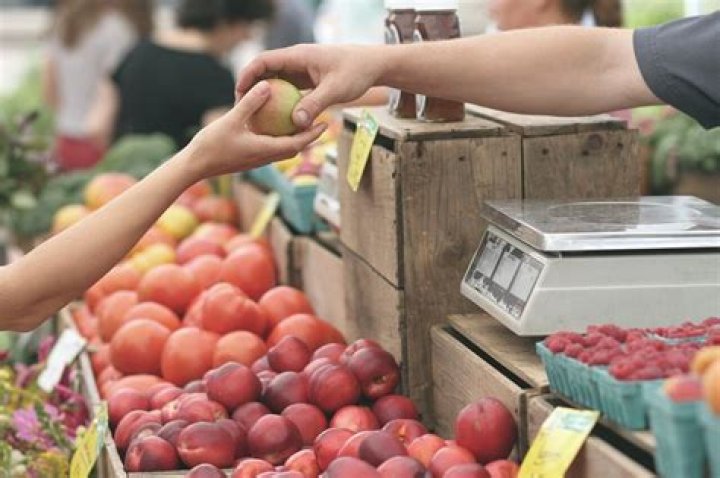 How do farmers sell their produce?