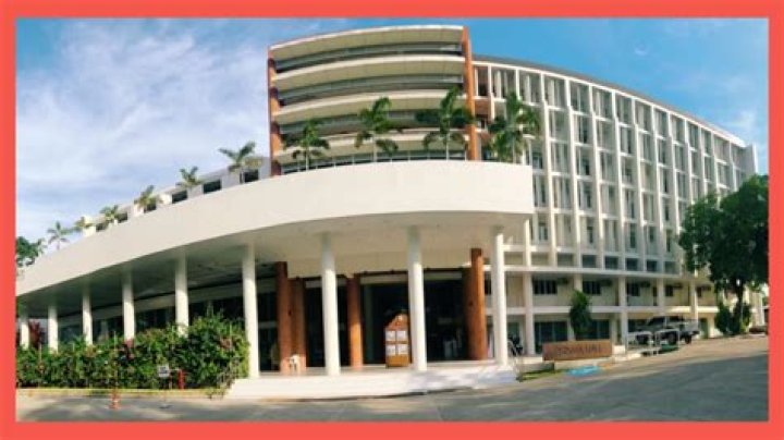 How do I contact La Caixa?