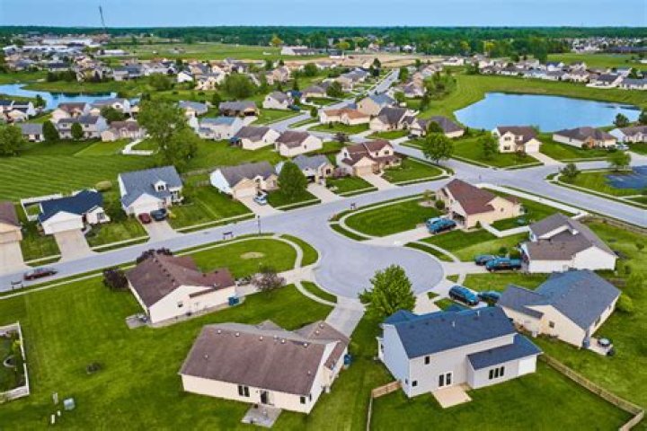 How do I deduct HOA fees on my rental property?