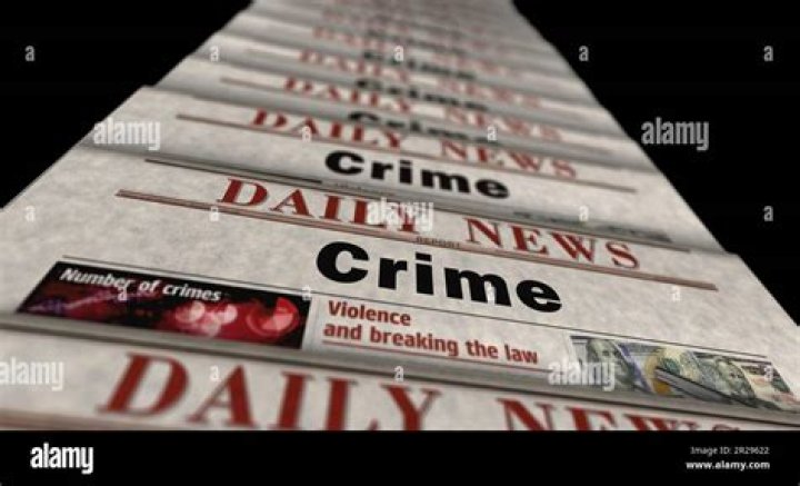 How do newspapers represent crime?