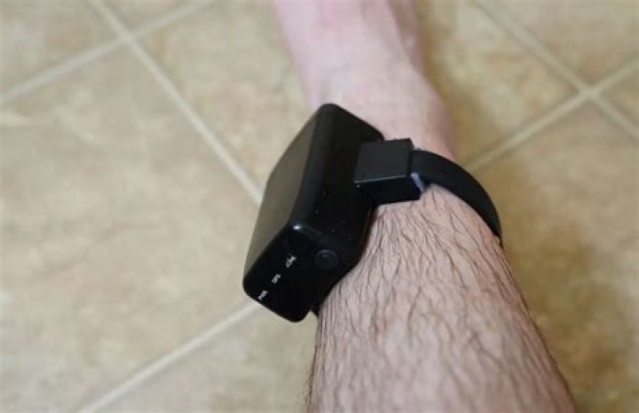 How do you beat SCRAM bracelet?