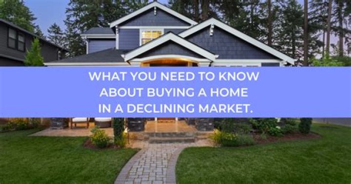 How do you make money from declining real estate market?