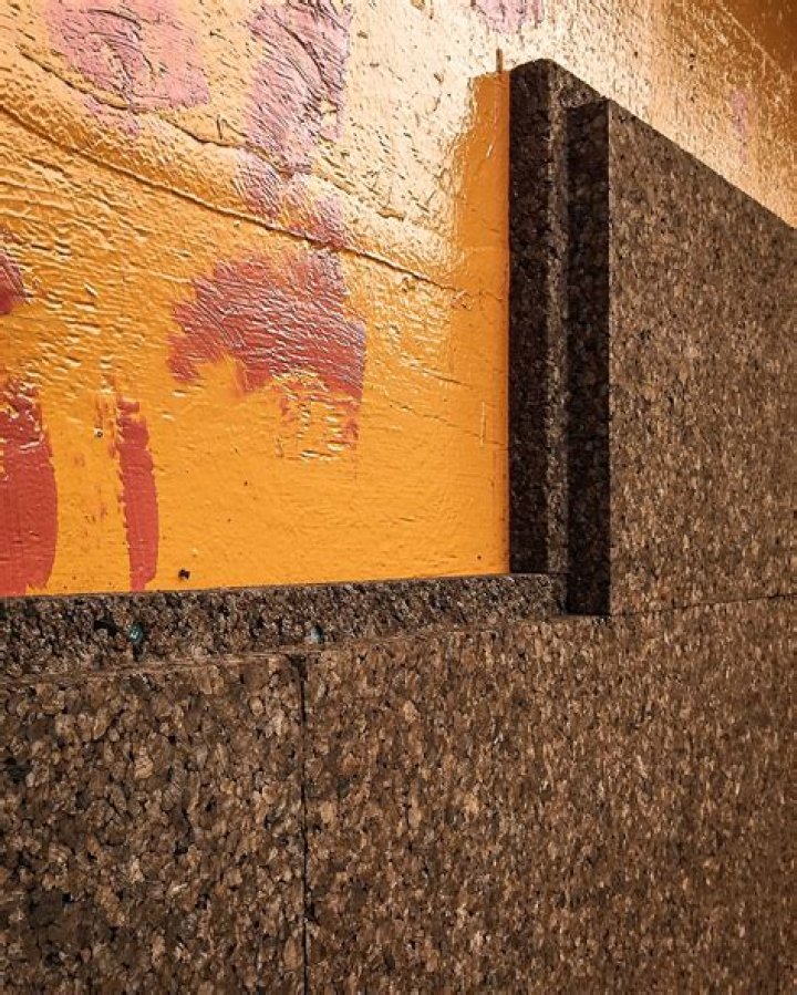 How long does cork cladding last?