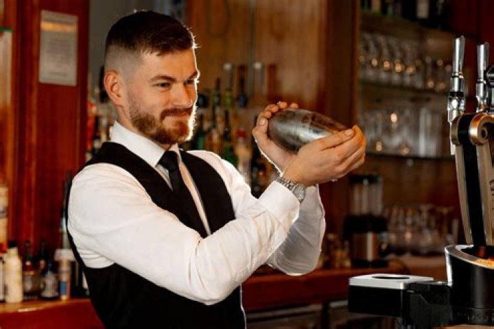 How long is a typical bartender shift?