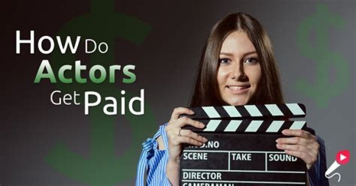 How much do actors get paid for small roles?