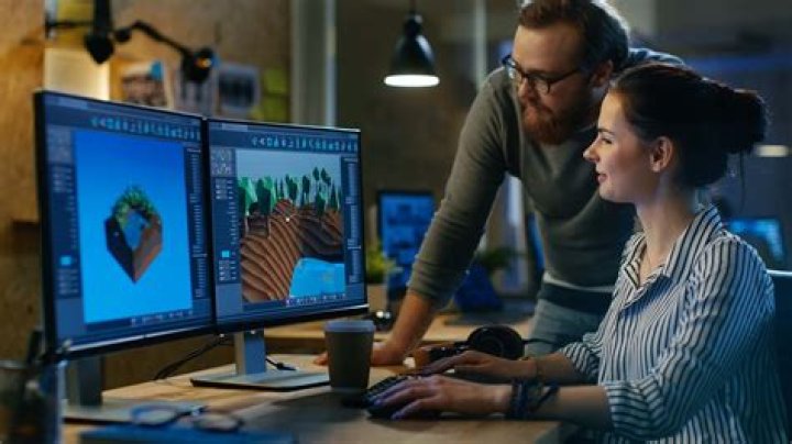 How much do game designers makes?