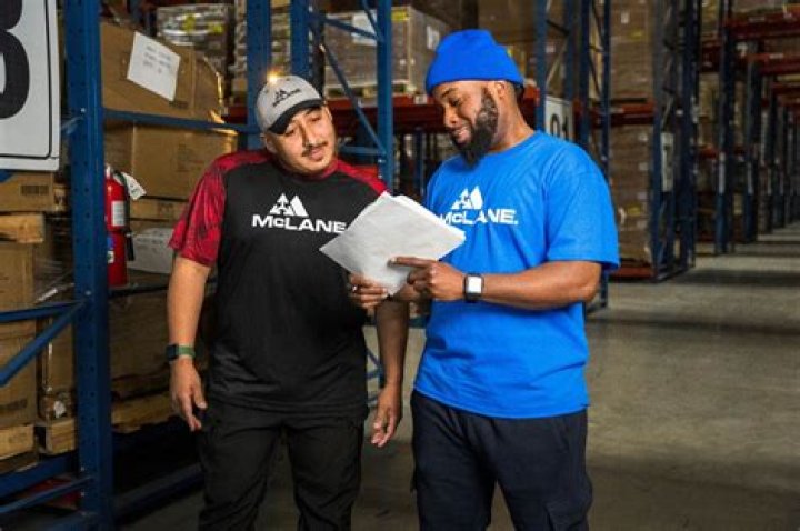 How much do Mclane warehouse workers make?