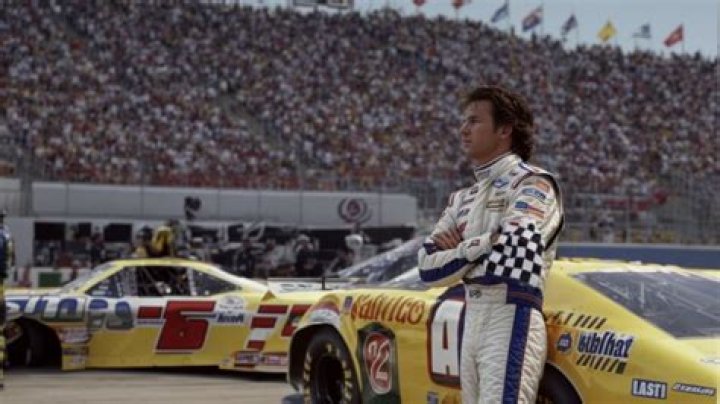 How much do NASCAR drivers earn?