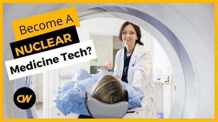 How much do nuclear medicine technologists make a year?