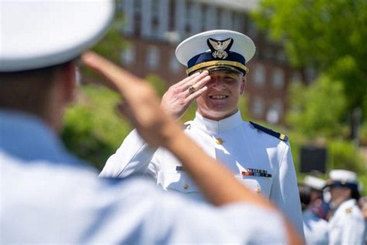 How much do you make in the Coast Guard Academy?