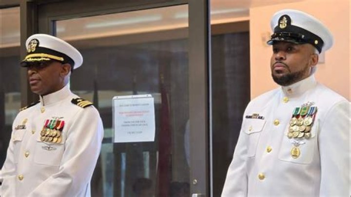 How much does a Navy captain make in retirement?