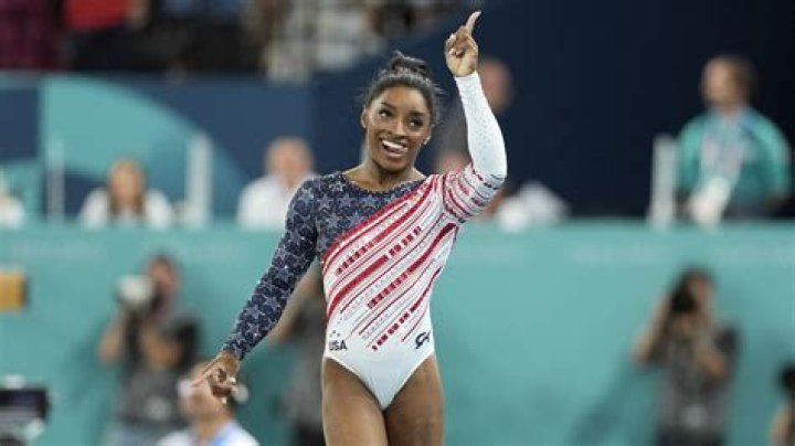 How much does a professional gymnast get paid?