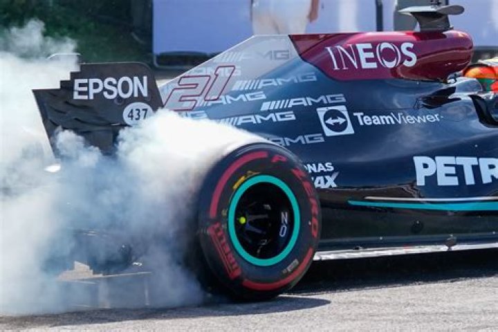 How much does an F1 tire cost?