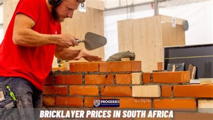 How much does bricklayer make a year?