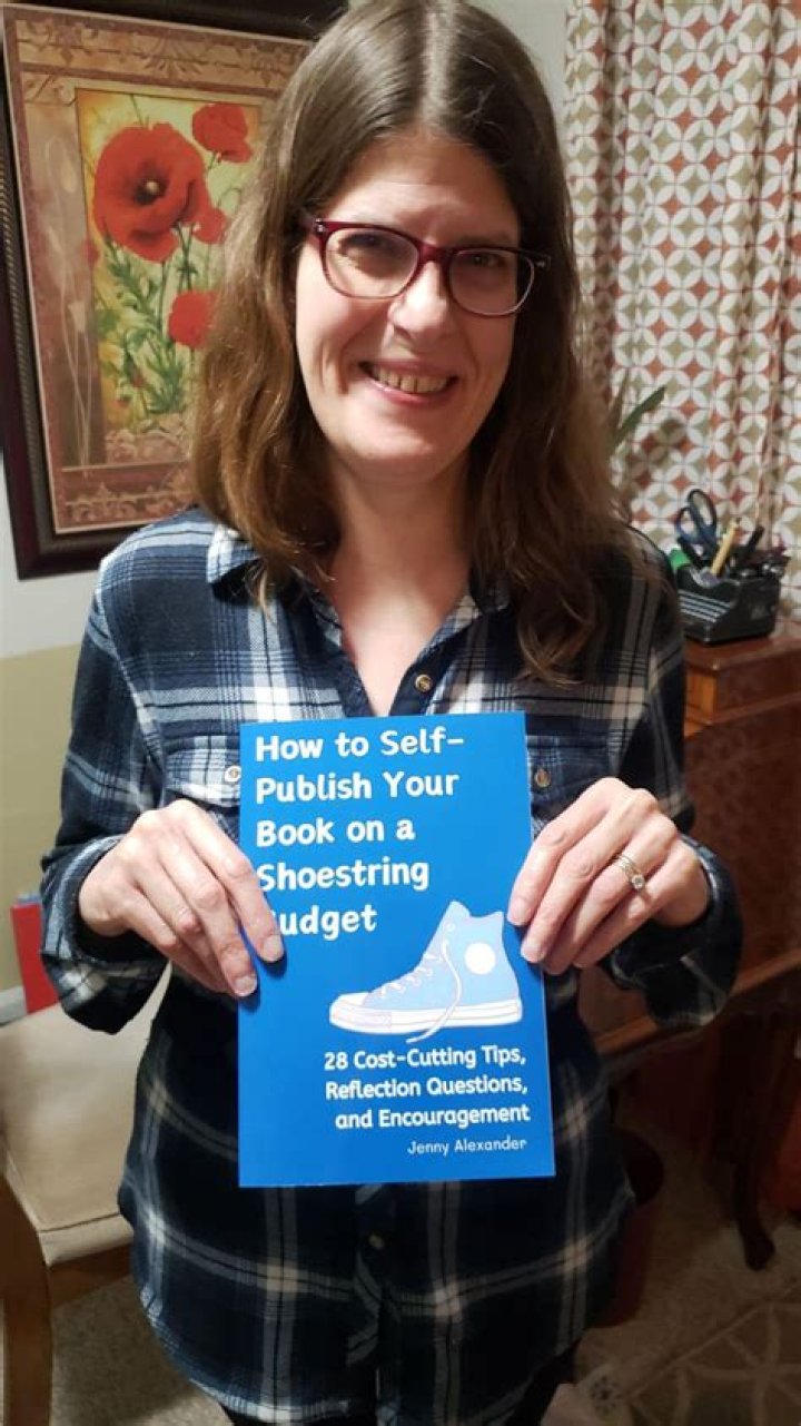 How much does the average self-published book make?