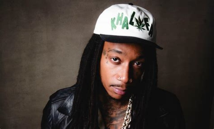 How much does Wiz Khalifa make a year?