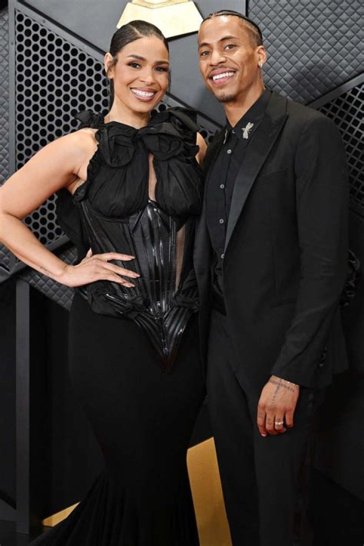 How much is Dana Isaiah net worth?