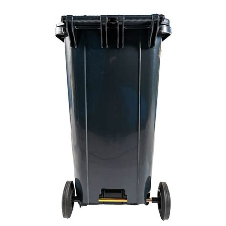 How much weight can a Ford Mondeo estate hold?