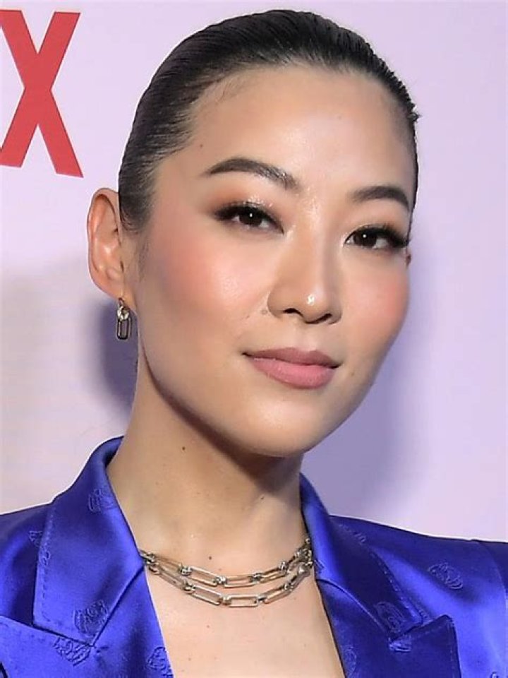 How old is Arden Cho?