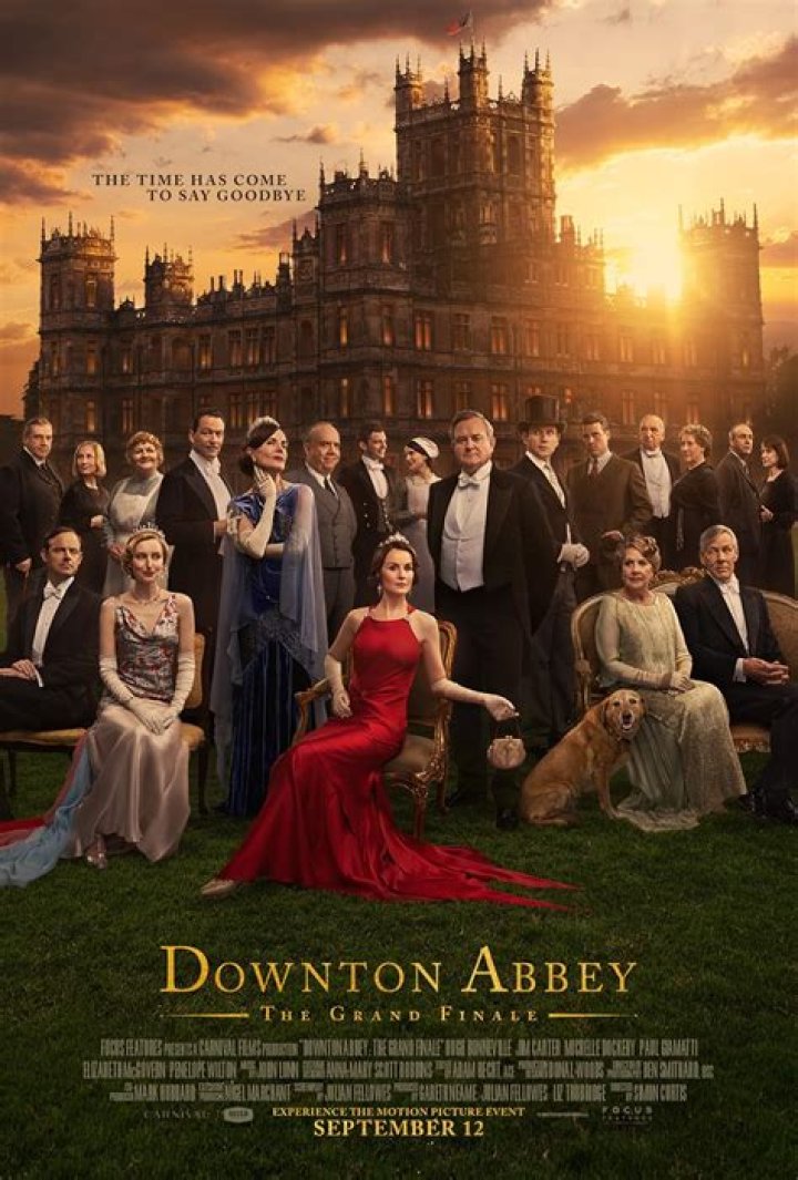 How old is Bates in Downton Abbey?