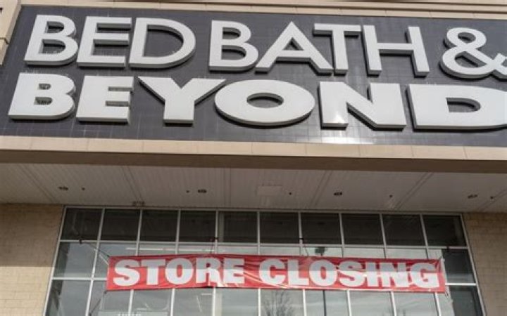 Is Bed Bath and Beyond closing in 2021?