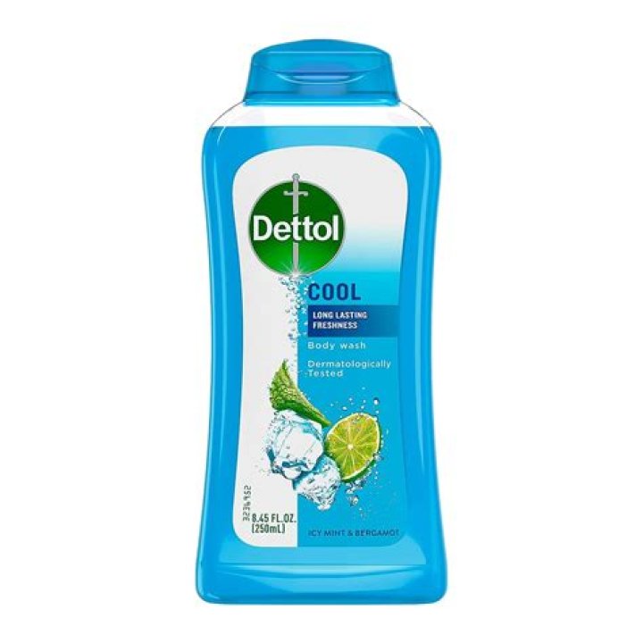 Is Dettol good for bathing?
