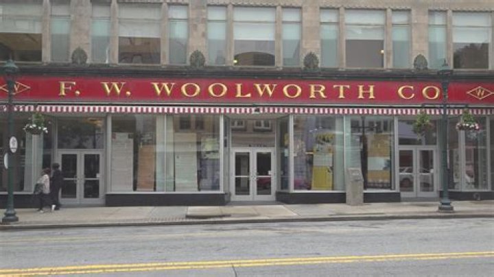 Is FW Woolworth still in business?