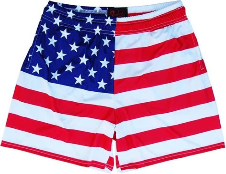 Is it disrespectful to wear American flag shorts?