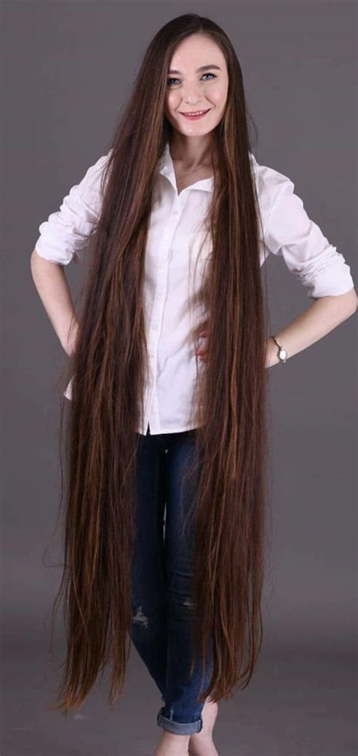 Is very long hair unprofessional?