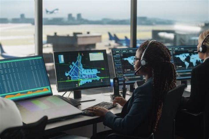 What degree is best for air traffic control?