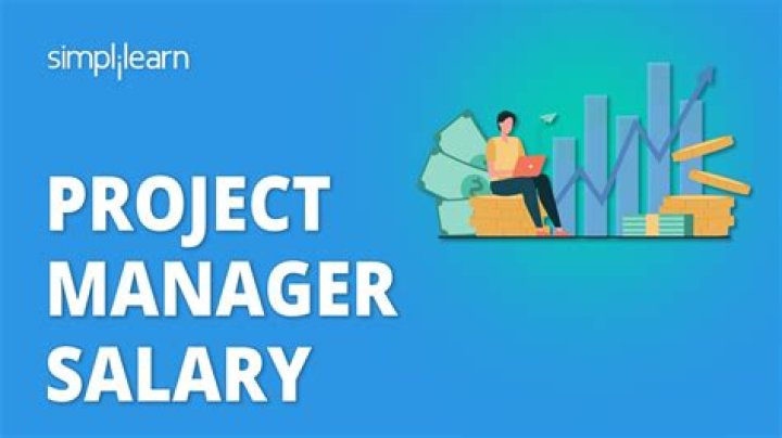 What does a Senior Project Manager earn?