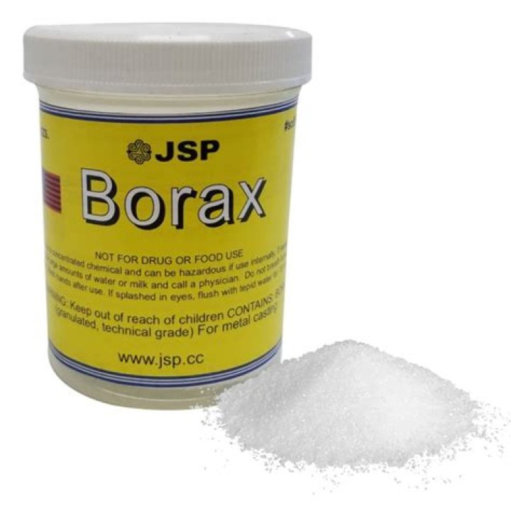 What does borax do to gold?