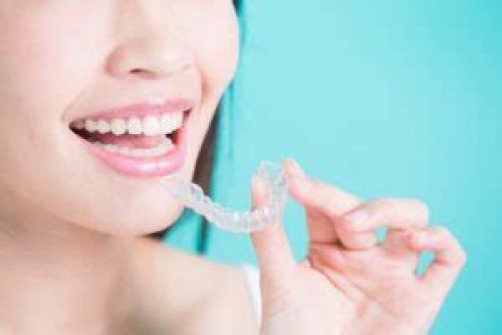 What happens if you change Invisalign trays too soon?