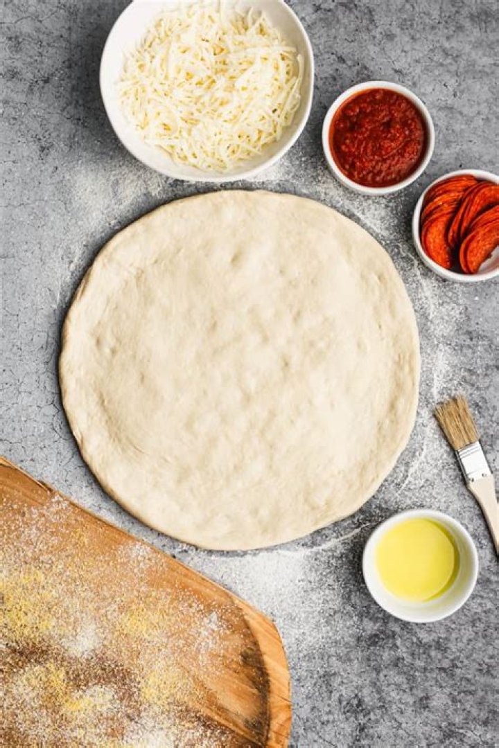 What happens if you don't add yeast to pizza dough?