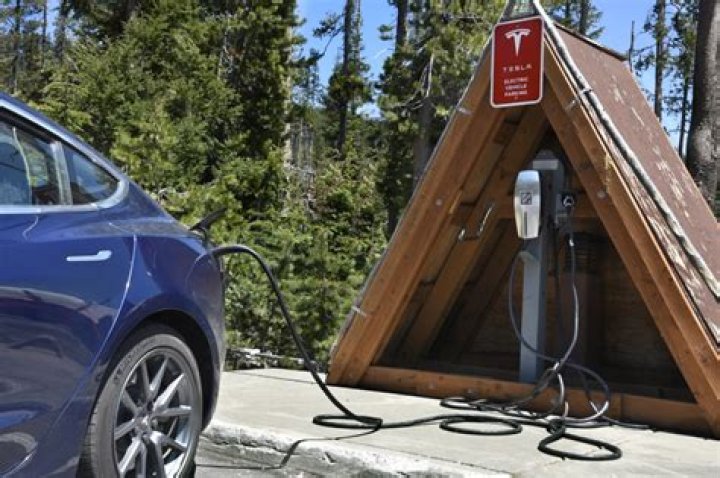 What if Tesla runs out of charge?