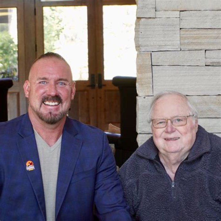 What is Dave Liniger net worth?
