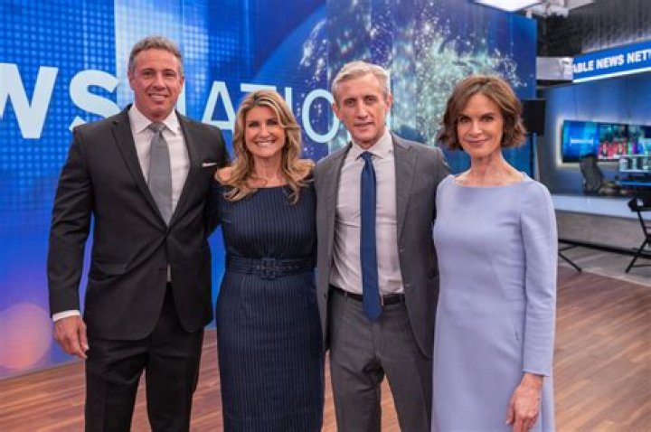 What is news group very short answer?