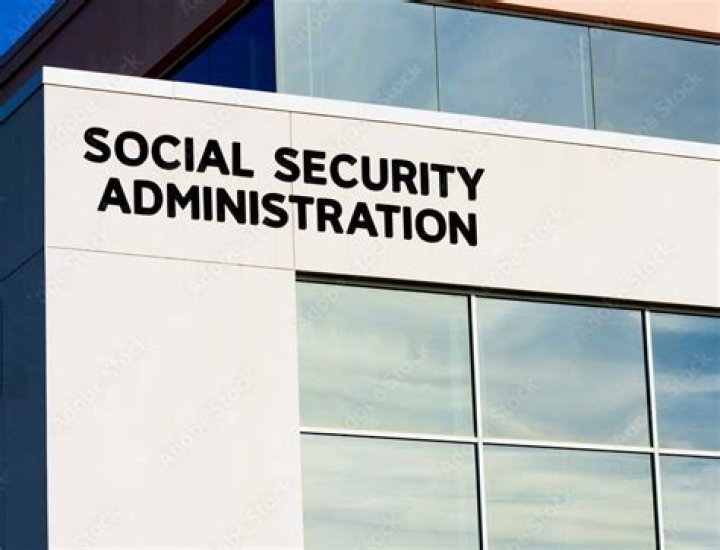 What is the structure of the Social Security Administration?